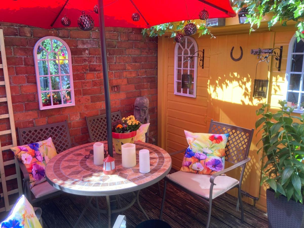Mountroyal Victorian Studio Self Catering Apartment 3 ベルファスト エクステリア 写真